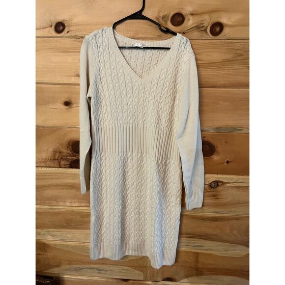 Venus women's cream colored sweater Dress. V-neck. Size XL. - Picture 1 of 8